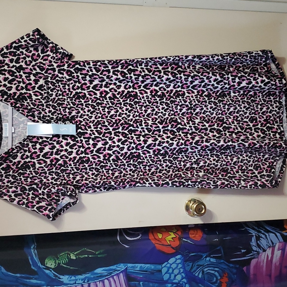 Nwt Lularoe small Dream Kymbrie Nightgown